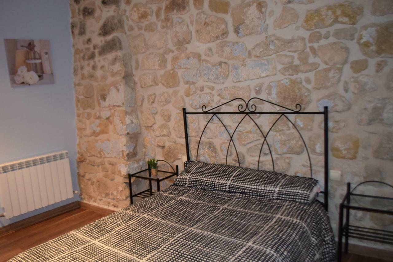 Apartamentos La Muralla Орта-де-Сан-Жоан Экстерьер фото